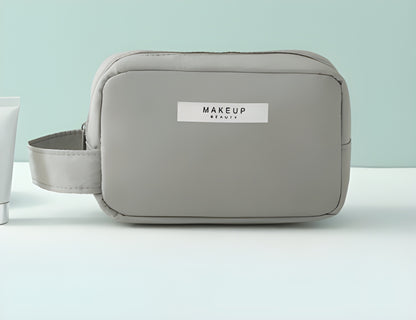 Large Capacity Nylon Makeup Bag – Stylish, Travel-Ready Organizer for Beauty Essentials